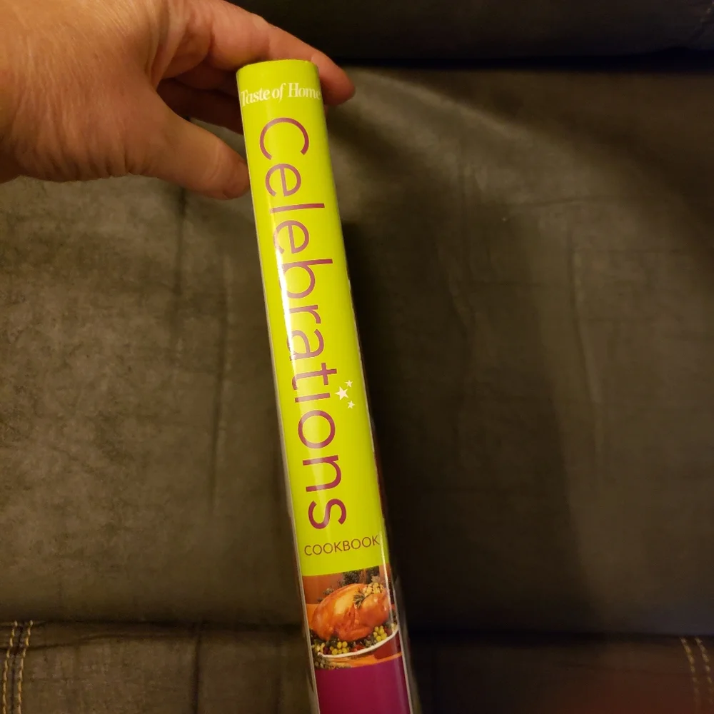 Taste of Home Celebrations Cook Book             ‎  Hardbook